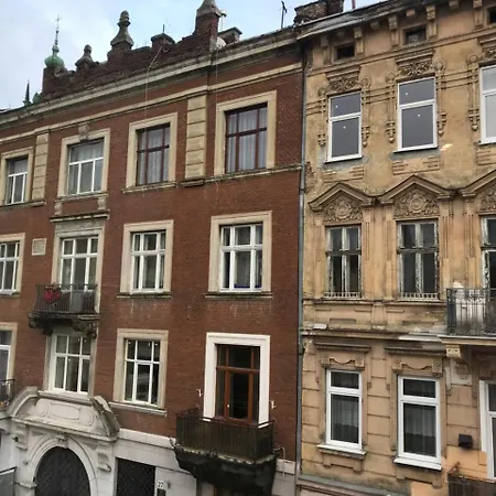 Vip Ploscha Rynok Appartamento *