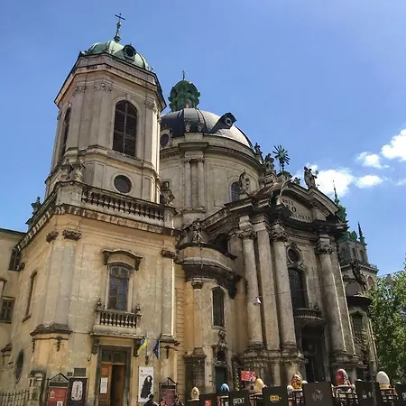 Апартаменти Vip Ploscha Rynok *